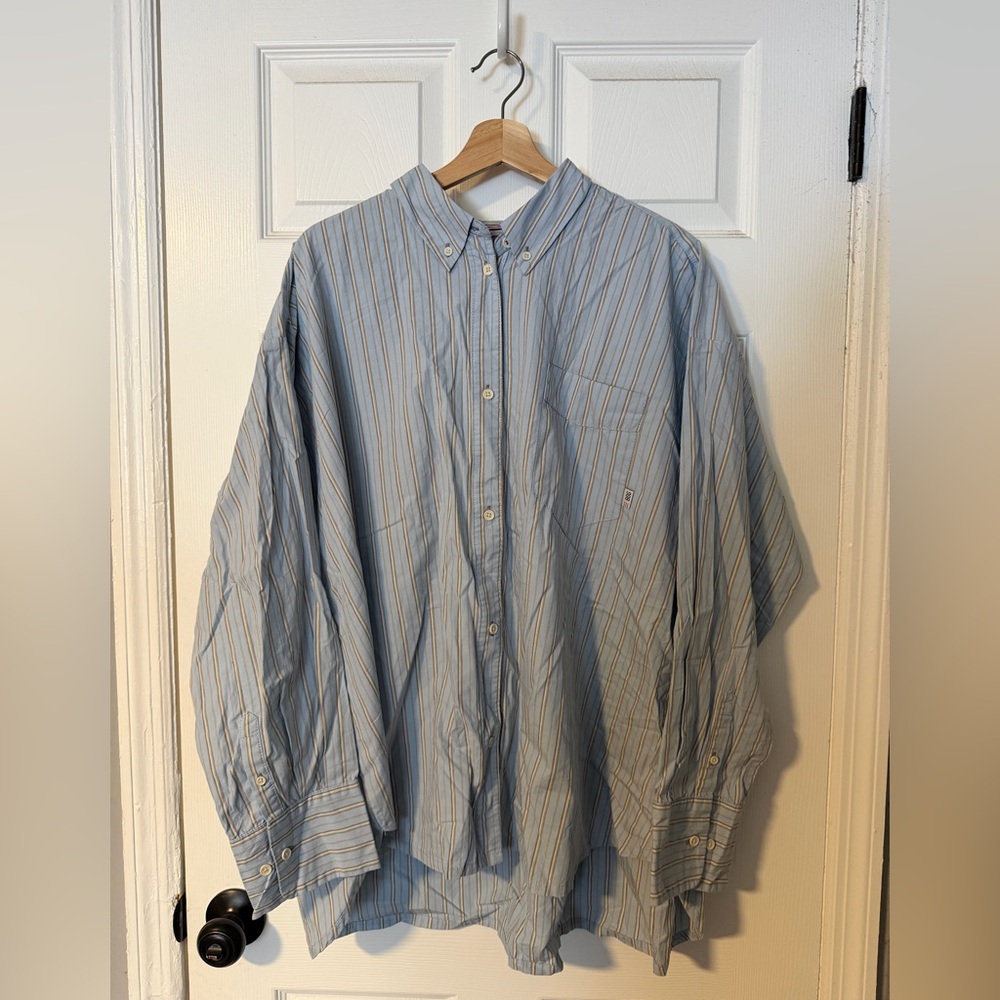 BDG Oversized Button Up NWT
